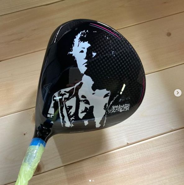 StNuihCo[EGAuVj̃JX^yCgĒ܂