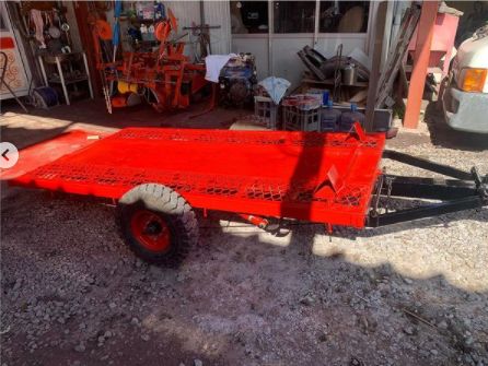 コンバイントレーラーの塗装