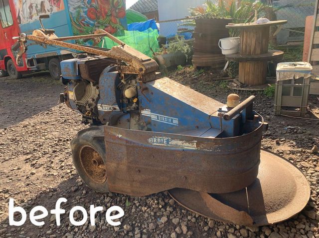 牧草モア 塗装前